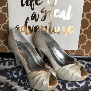 Michelangelo David’s Bridal Wedding Shoes